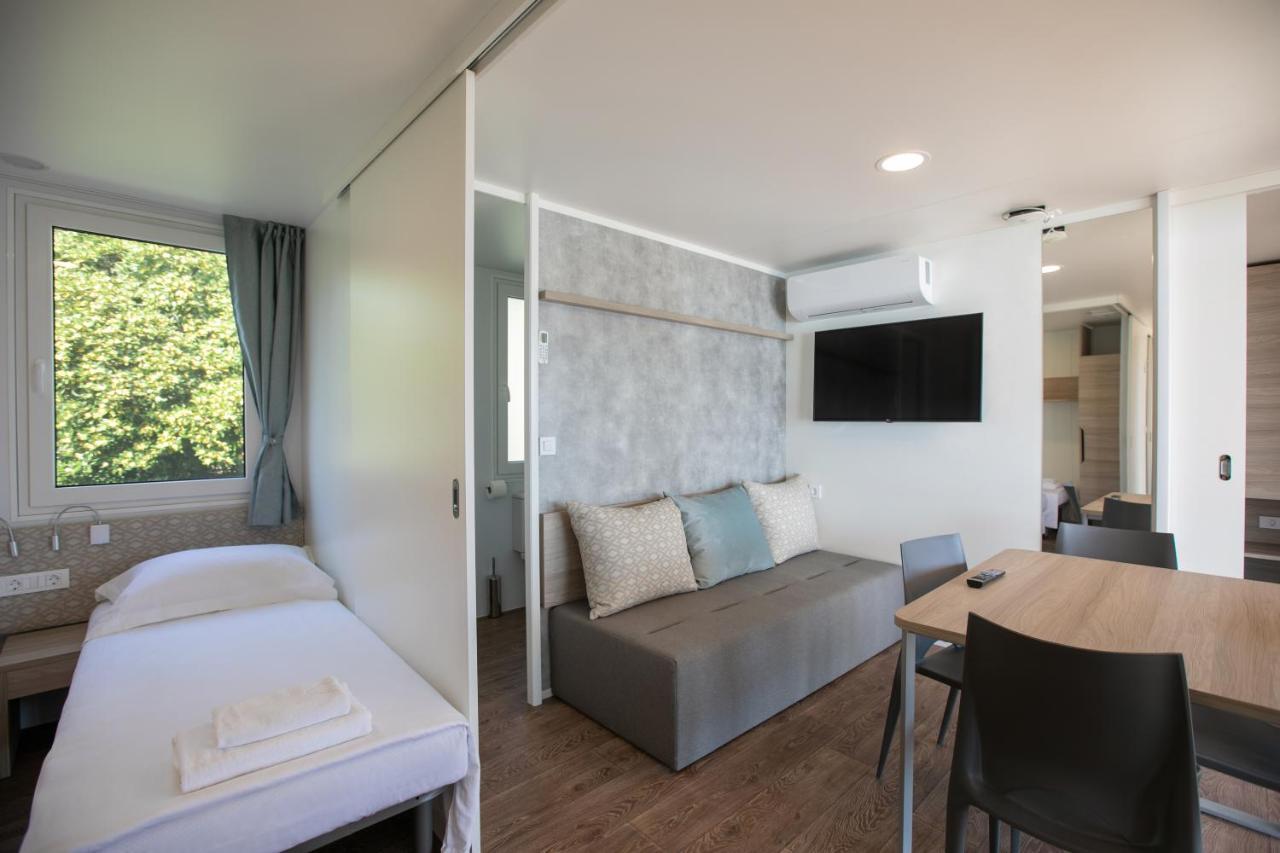 Amadria Park Deluxe Mobile Home Sibenik Exterior photo